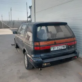 Mitsubishi Chariot 1994