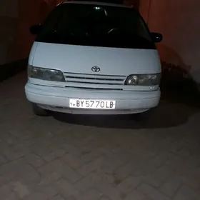 Toyota Previa 1992