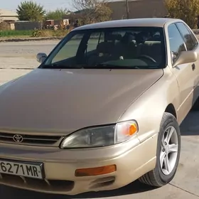 Toyota Camry 1995