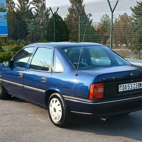 Opel Vectra 1992