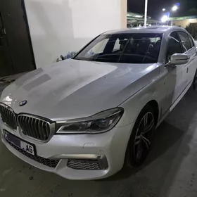 BMW 740 2016