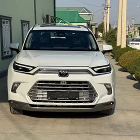 Toyota Highlander 2024