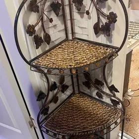 ДЕКОРАТИВНАЯ ПОЛКА