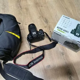 Canon eos 600D