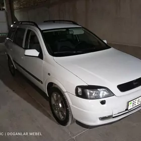 Opel Astra 2003