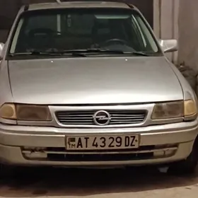 Opel Astra 1992