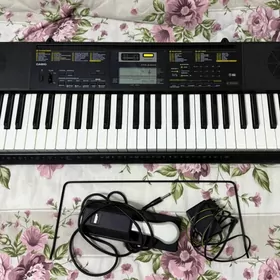 Синтезатор Casio