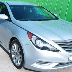 Hyundai Sonata 2012