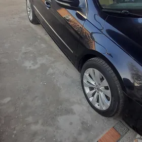 Volkswagen Passat 2010