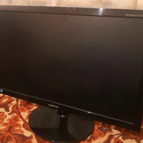 SAMSUNG 24lik monitor
