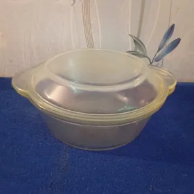 Стеклянная кастрюля