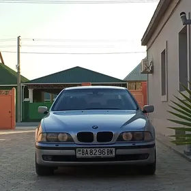 BMW E39 2000