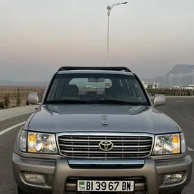 Toyota Land Cruiser 2000