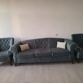 НОВЫЕ ДИВАН И КРЕСЛА