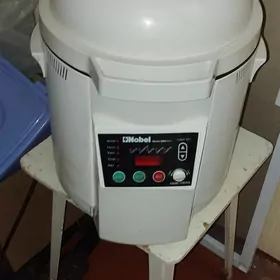 хлебопечка