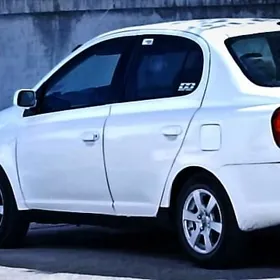 Toyota Echo 2003