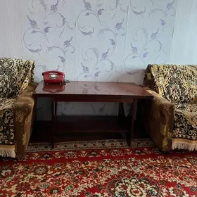 Уголок мягкой мебели