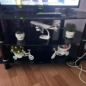 Подставка под телевизор