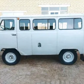 UAZ 2206 1999