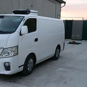 Nissan Urvan 2018