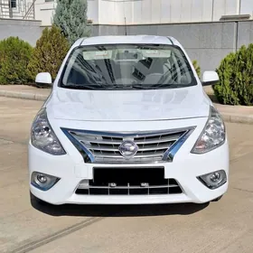 Nissan Sunny 2022