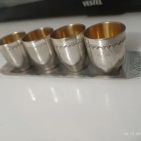 gadym старини рюмка