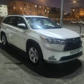 Toyota Highlander 2015