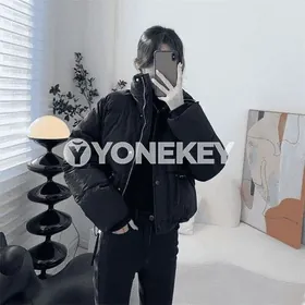 Zenanlar üçin ykjam kurtka