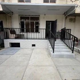 Ким район 1 этаж 2 комнаты