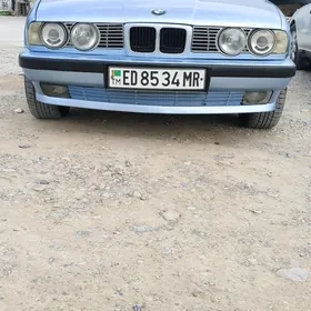 BMW 520 1990
