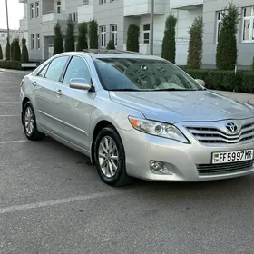 Toyota Camry 2010