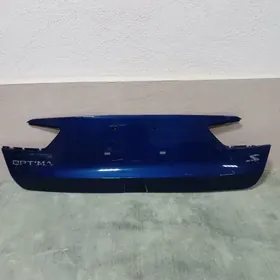 kia optima bagaź plastmasy