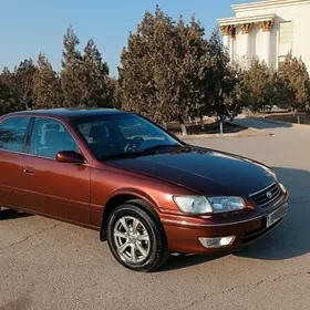 Toyota Camry 1999