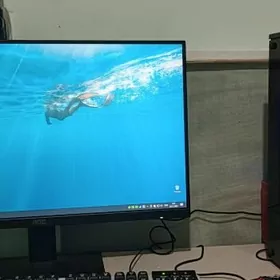 i3 9100F up to 3.6 GHz (4/8 CPUs)