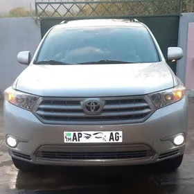 Toyota Highlander 2013