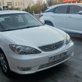 Toyota Camry 2005