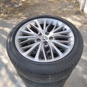 18 Camry disga teker.