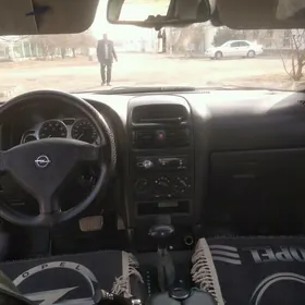 Opel Astra 2002
