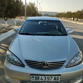 Toyota Camry 2004