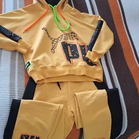 спортивный костюм