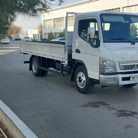 Mitsubishi Canter 2022