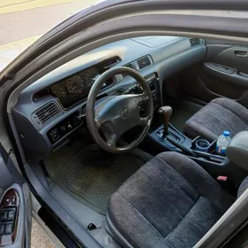 Toyota Camry 2000