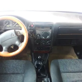 Volkswagen Polo 1998