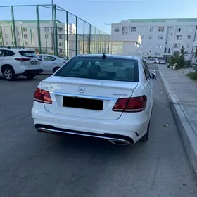 Mercedes-Benz E350 2013