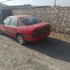 Opel Vectra 1990