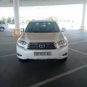 Toyota Highlander 2010