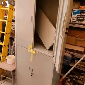 ШКАФ МЕТАЛЛИЧЕСКМЙ