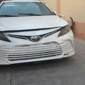 Toyota Camry 2023