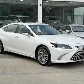 Lexus ES 350 2021