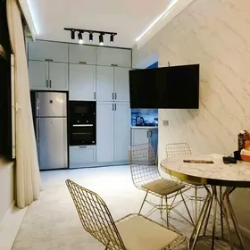 1 mkr     4/1      2 komnat